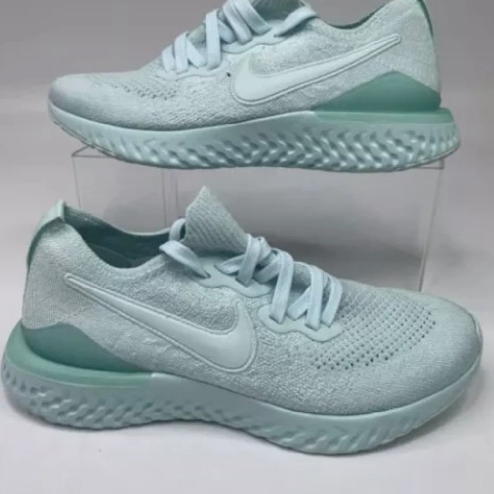 Nike Fly Knit Size 9